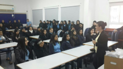 لقاء حول موضوع المواطنة والهوية لطلاب الصفوف العاشرة بمدرسة الثانوية الشاملة